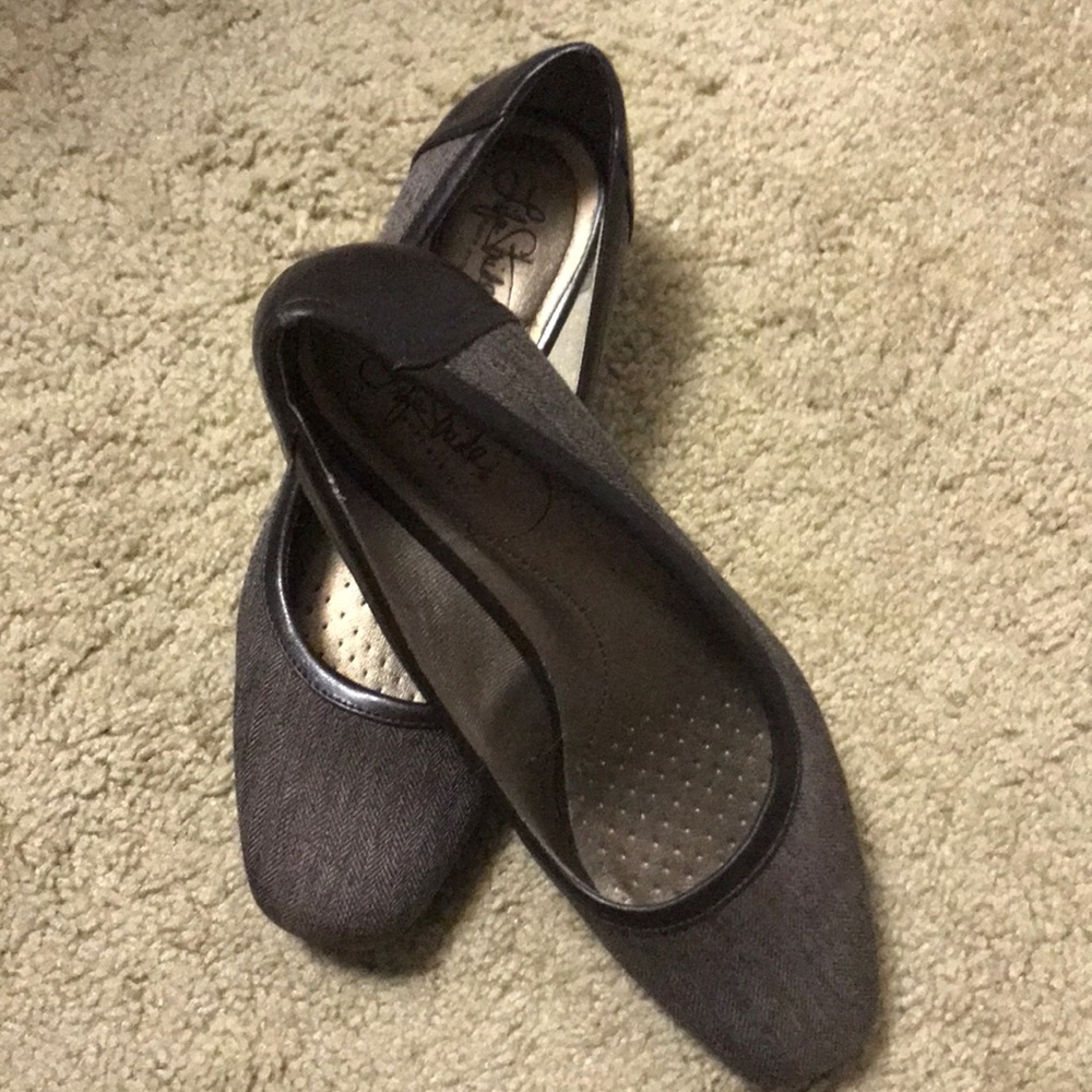 Life Strides brown wedges- like new